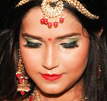 Makeup Artist in Delhi