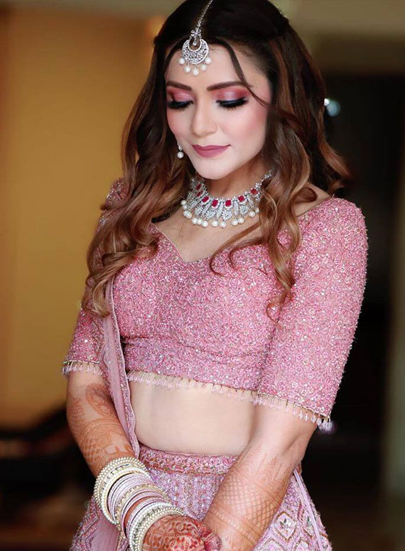 Bridal Makeup Artist in Noida